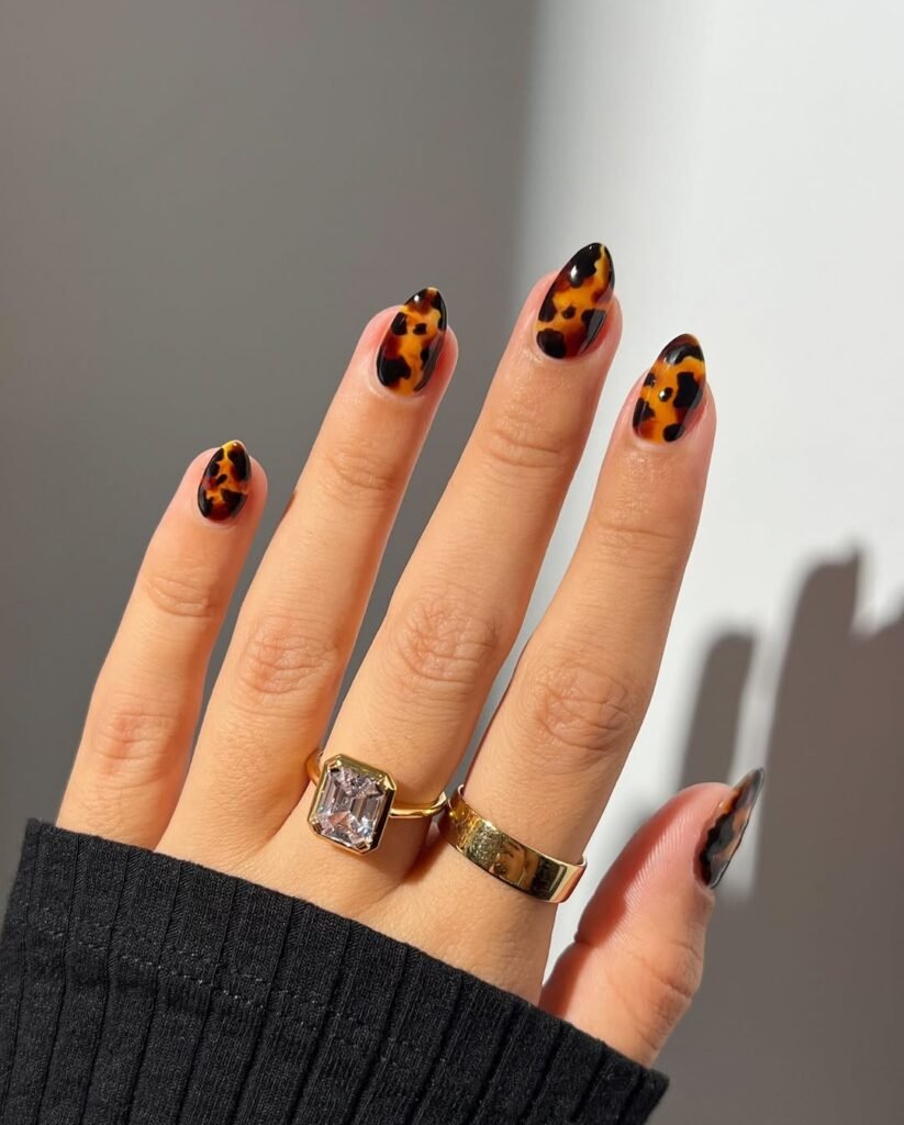 Tortoiseshell Nails